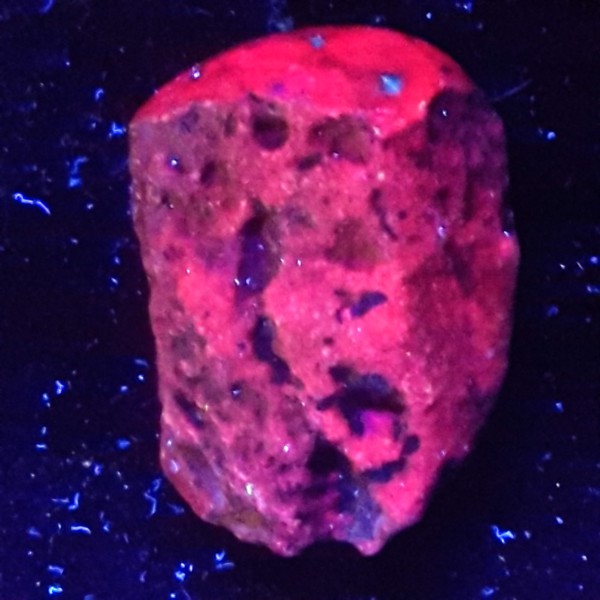FLUORESCENT RUBY WAND CRYSTAL 24